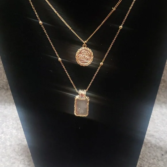 Unbranded layered necklace - Picture 2 of 2